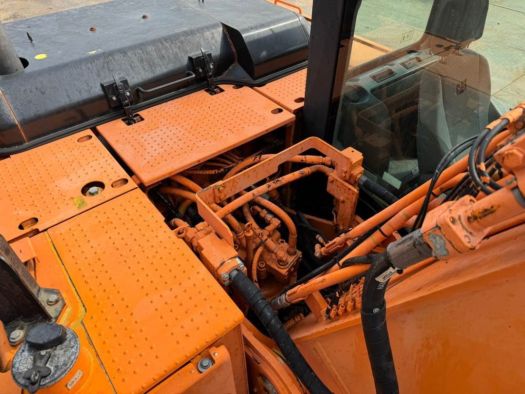 CAT 319DL