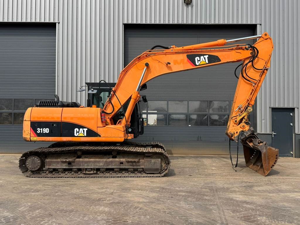 CAT 319DL