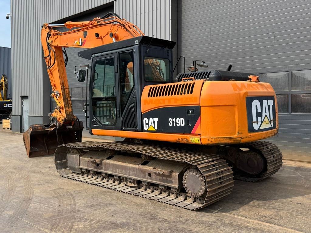 CAT 319DL