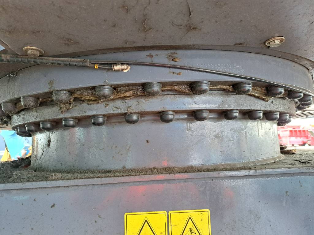 Fuchs MHL310F + Grapple