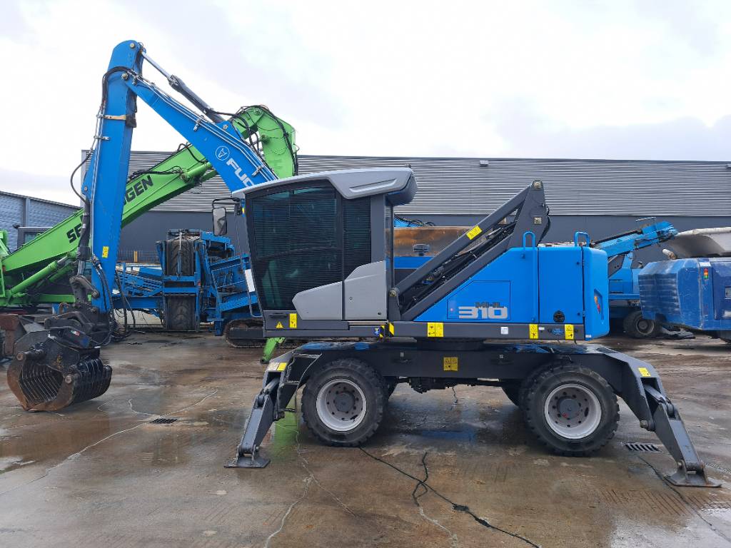 Fuchs MHL310F + Grapple