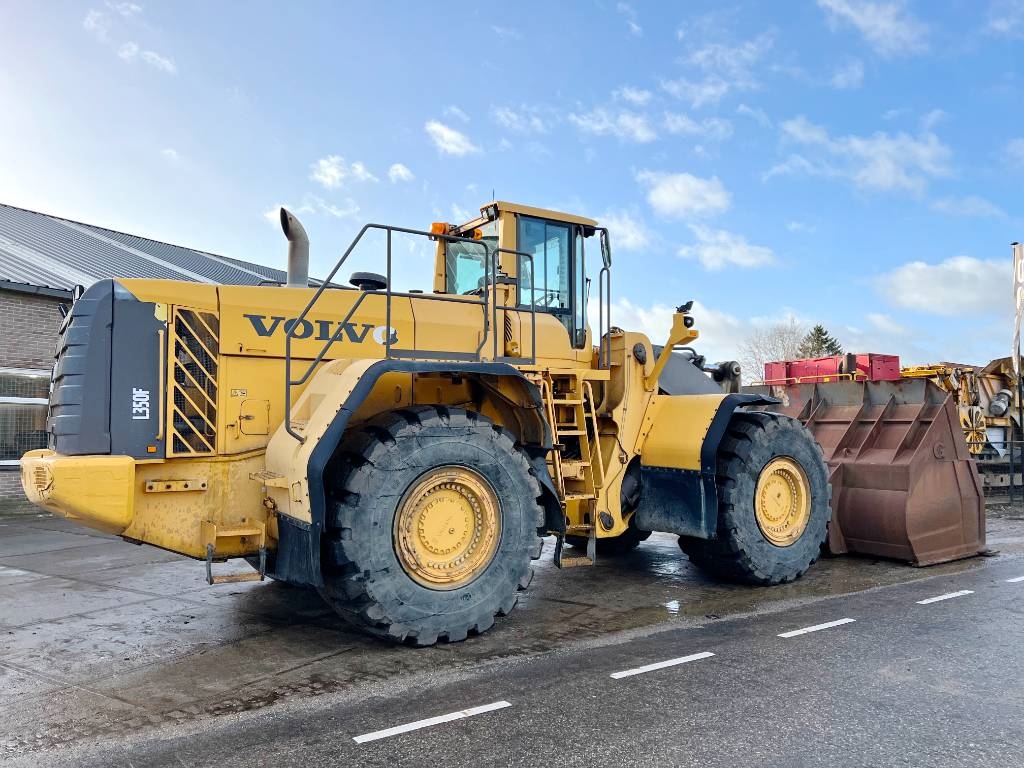 Volvo L350F - Automatic Greasing / CDC Steering