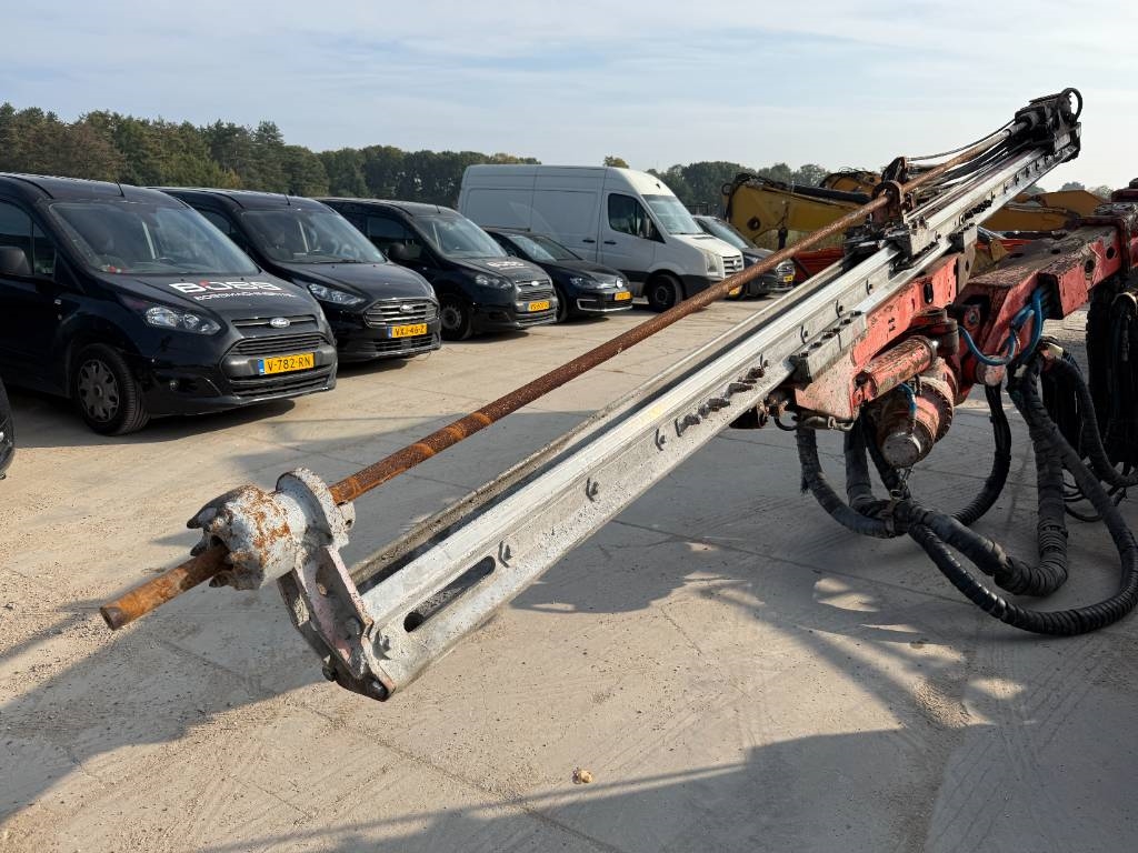 Sandvik DT1130-SC - 3x TB150 Drill Boom + Basket Boom