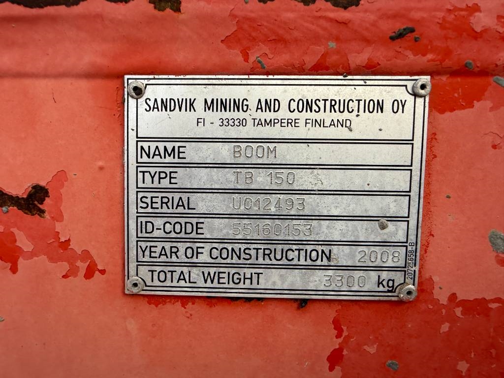 Sandvik DT1130-SC - 3x TB150 Drill Boom + Basket Boom