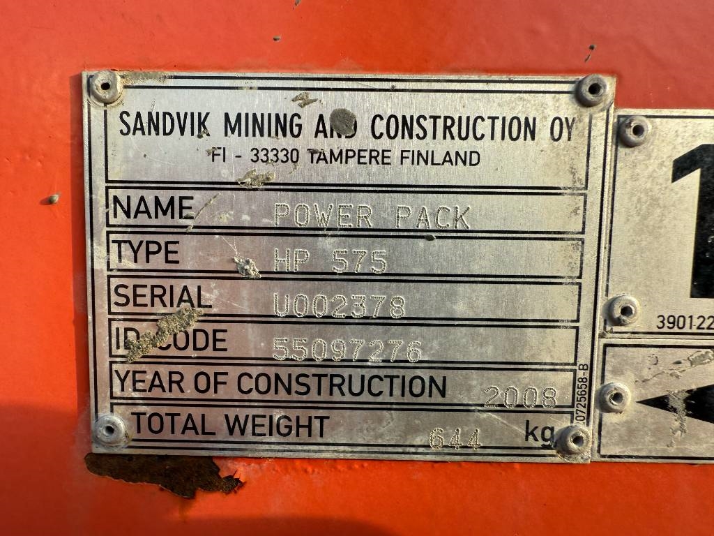 Sandvik DT1130-SC - 3x TB150 Drill Boom + Basket Boom