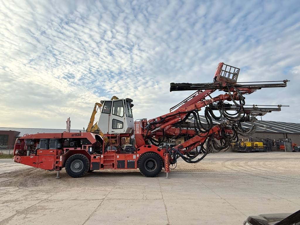 Sandvik DT1130-SC - 3x TB150 Drill Boom + Basket Boom