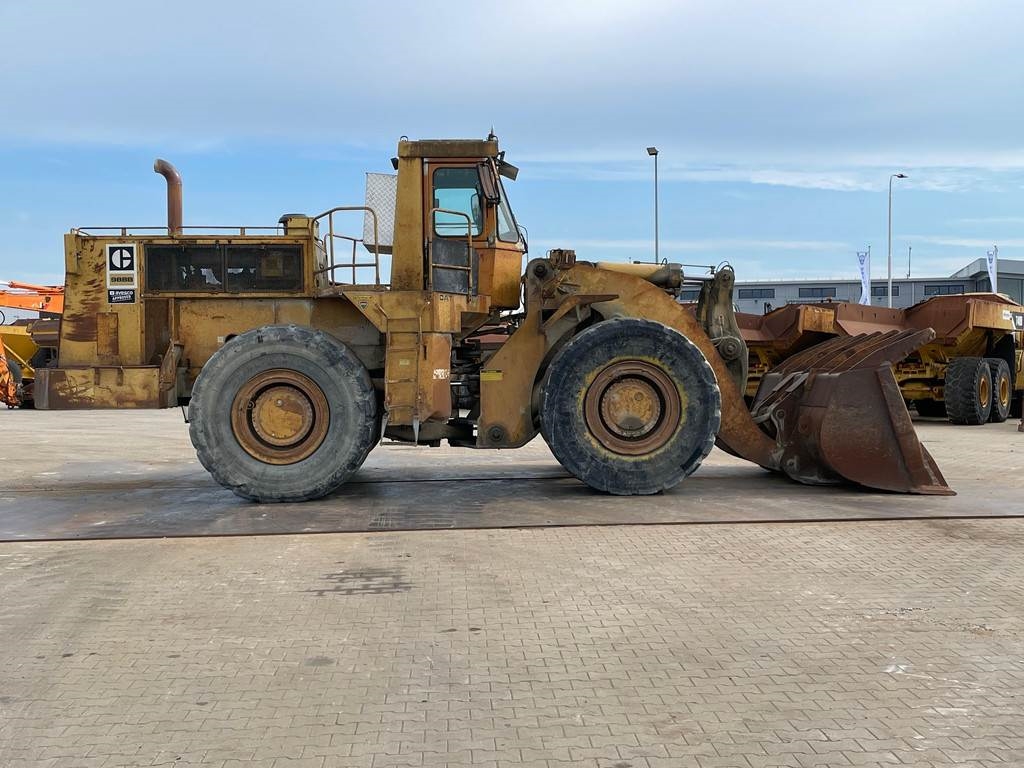 CAT 988B