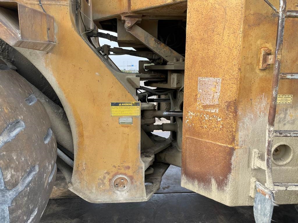 CAT 988B