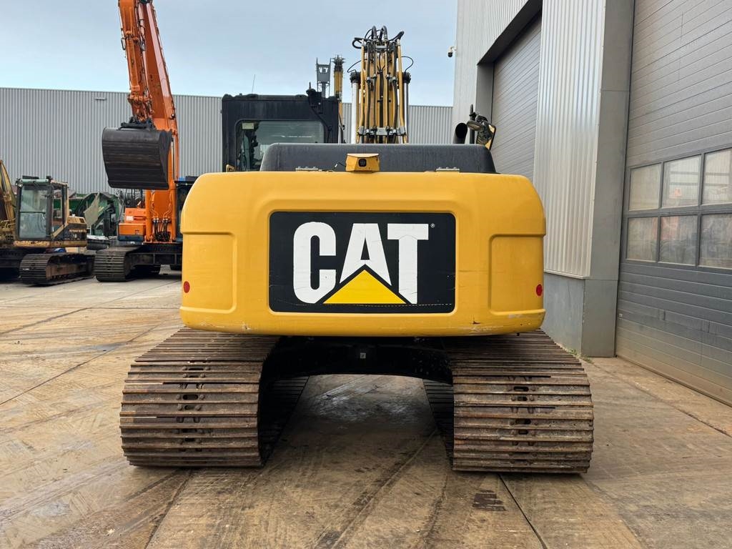 CAT 319DL