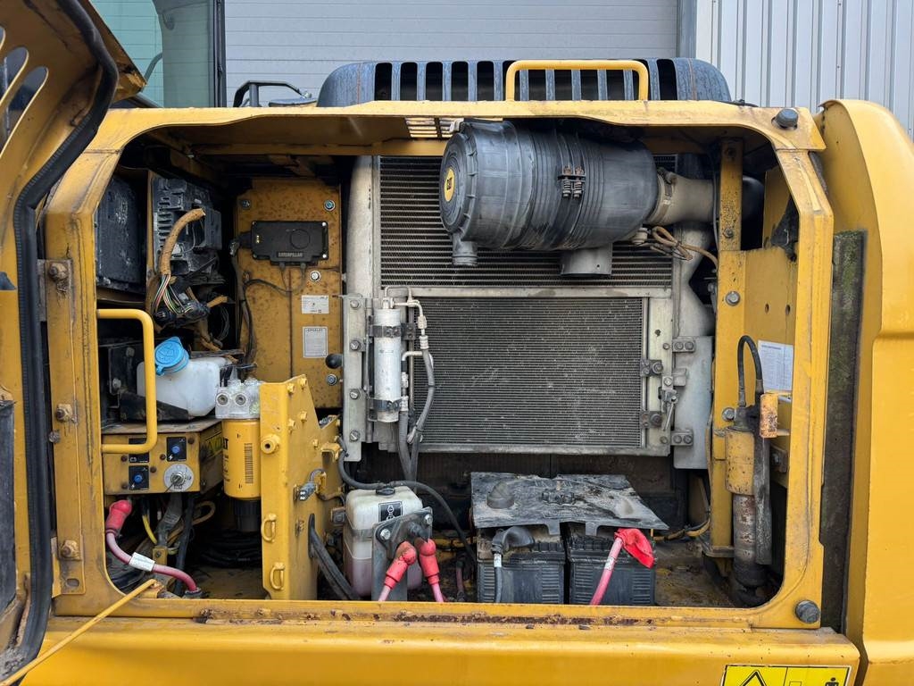 CAT 319DL