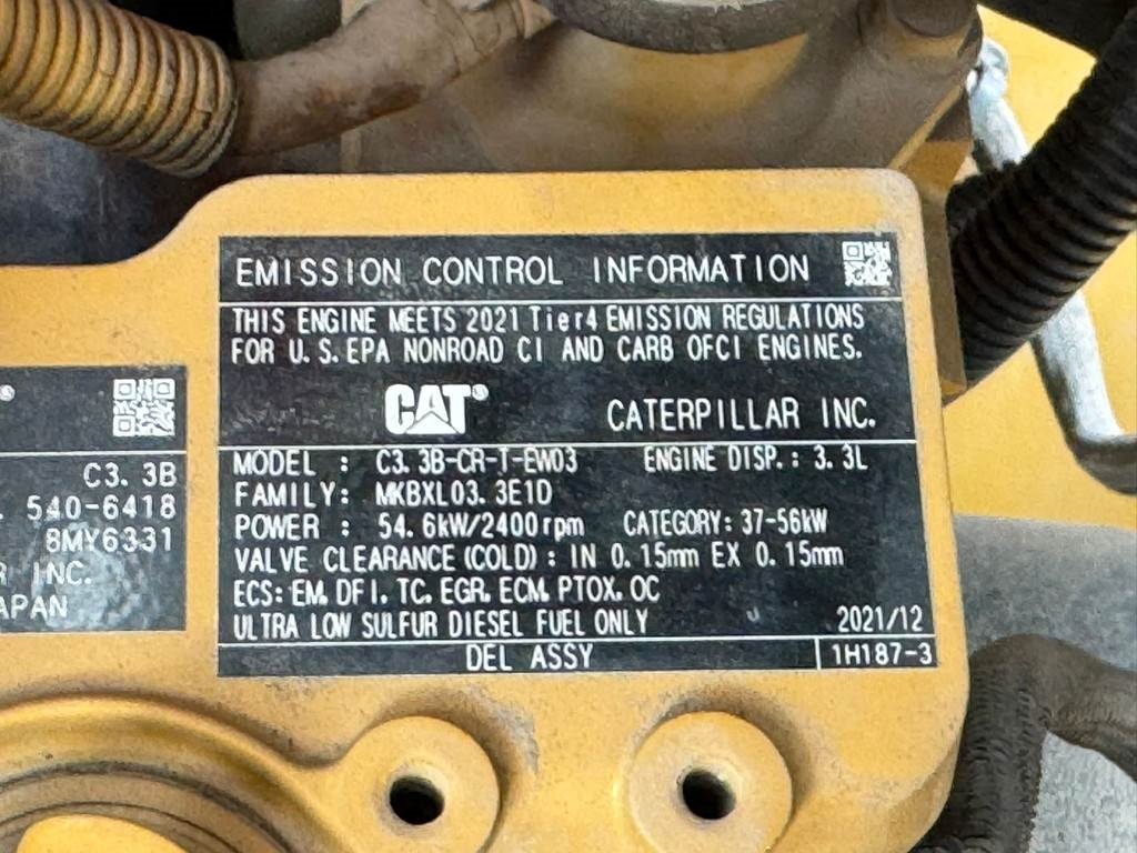 CAT 908M - Bucket + forks