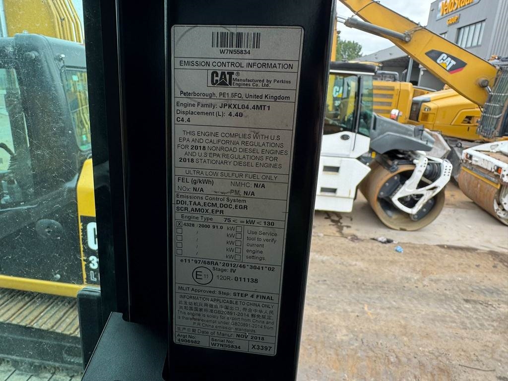 CAT 320GC