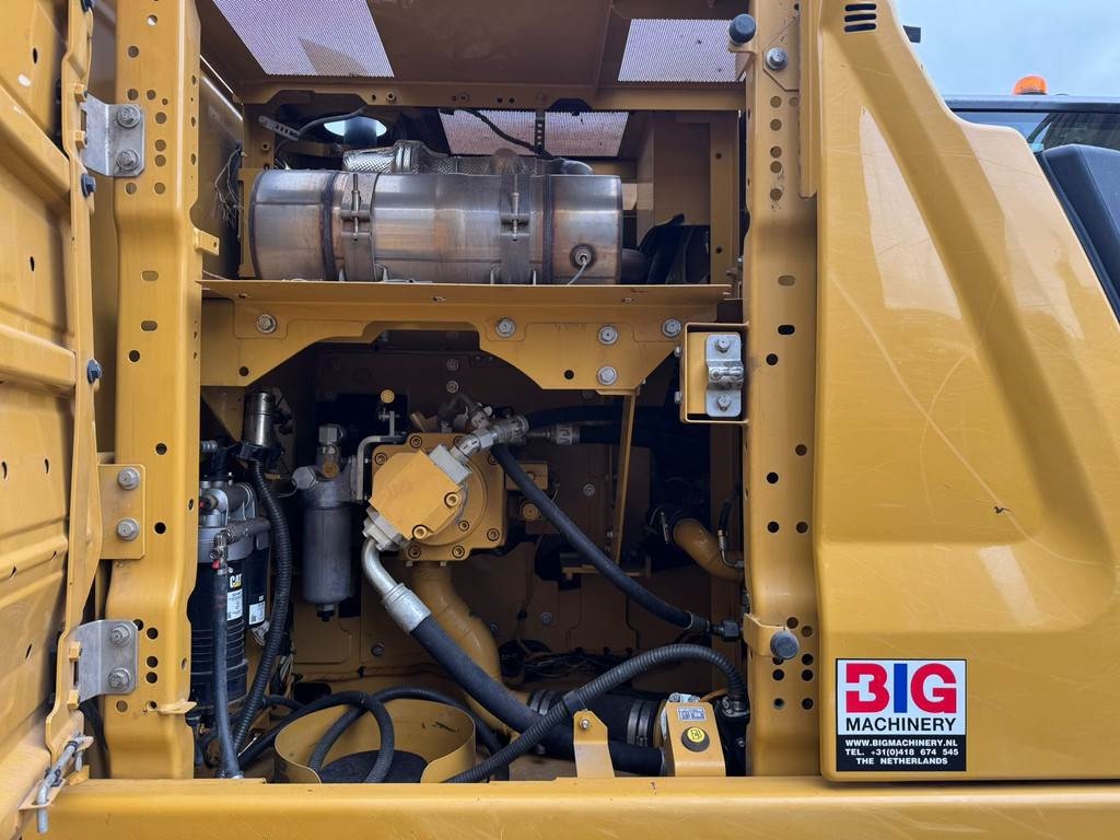 CAT 320GC