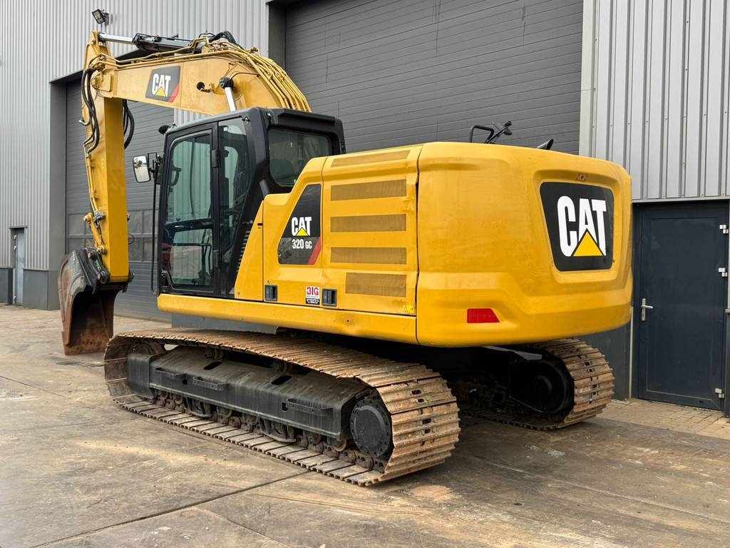 CAT 320GC