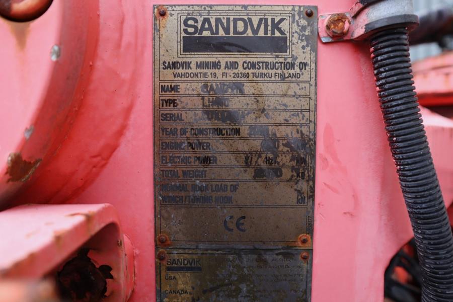Sandvik LH410 Diesel, 4x4 Drive, 10t Capacity, Tilting Buc
