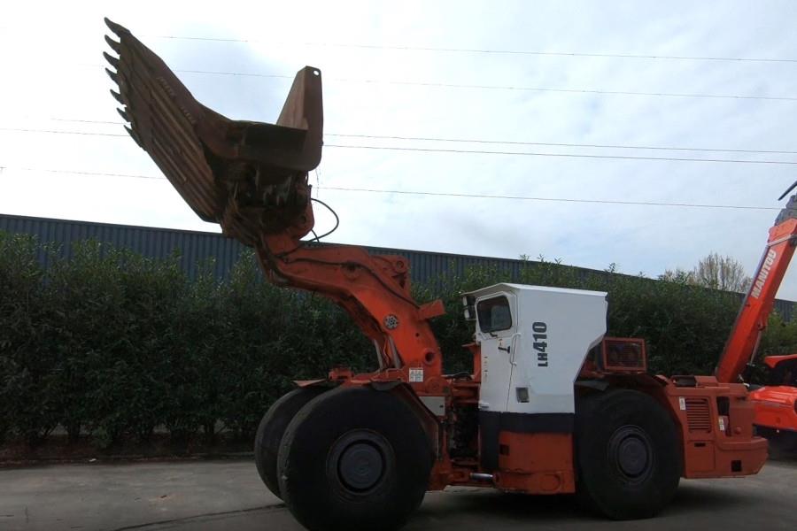 Sandvik LH410 Diesel, 4x4 Drive, 10t Capacity, Tilting Buc