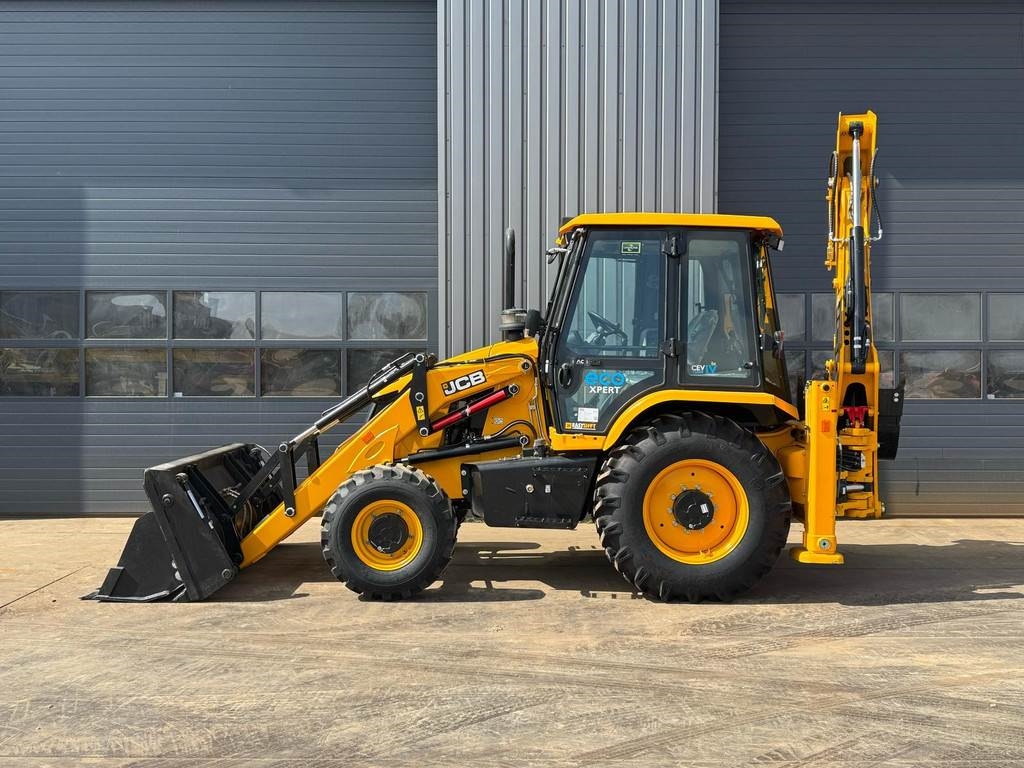 JCB 3DX Plus 4×4 – Hammerlines – Export model