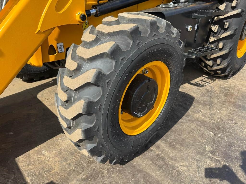 JCB 3DX Plus 4×4 – Hammerlines – Export model