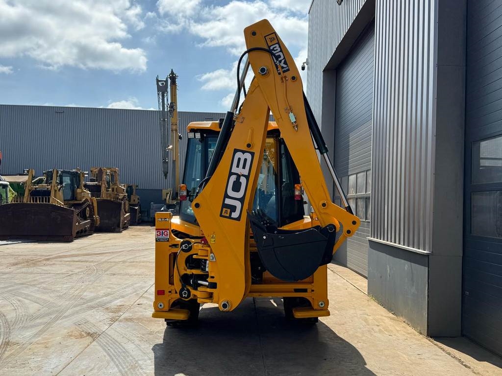 JCB 3DX Plus 4×4 – Hammerlines – Export model