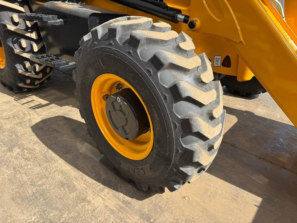 JCB 3DX Plus 4×4 – Hammerlines – Export model