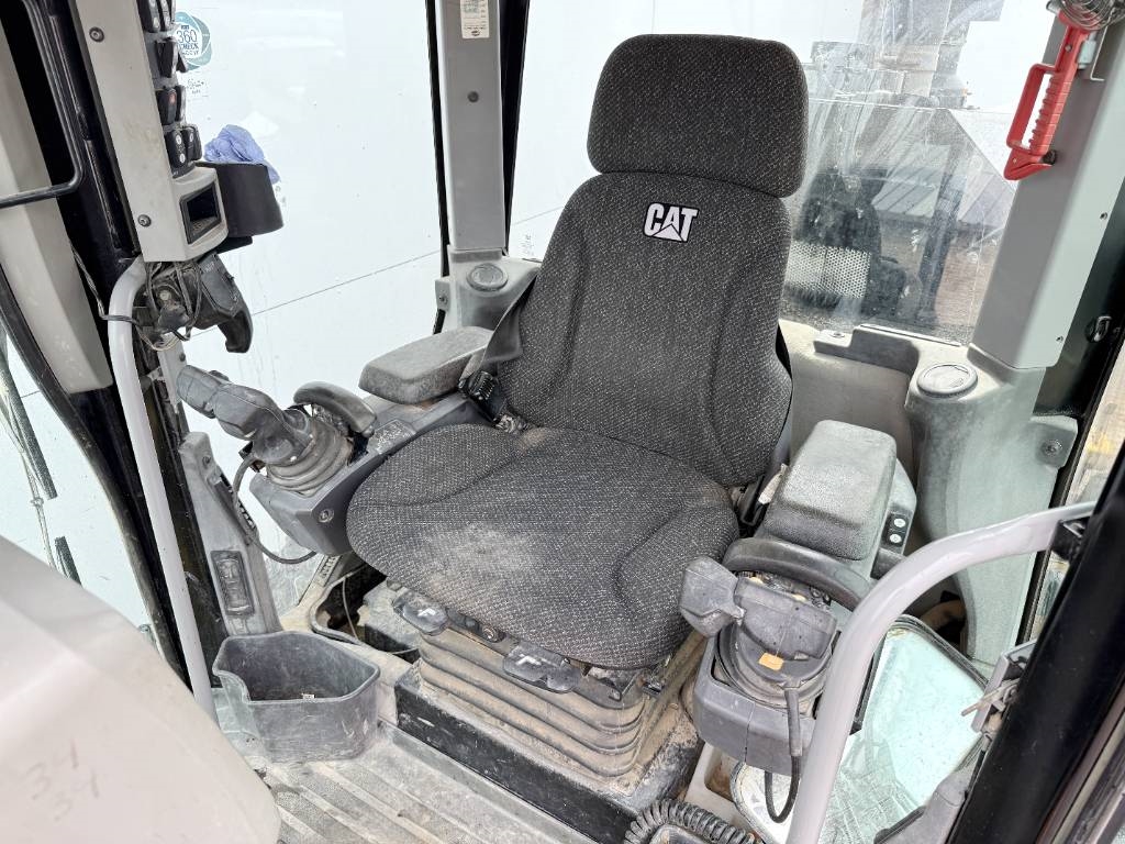 CAT 140M3 - Pushblock / Ripper / Joystick Controls