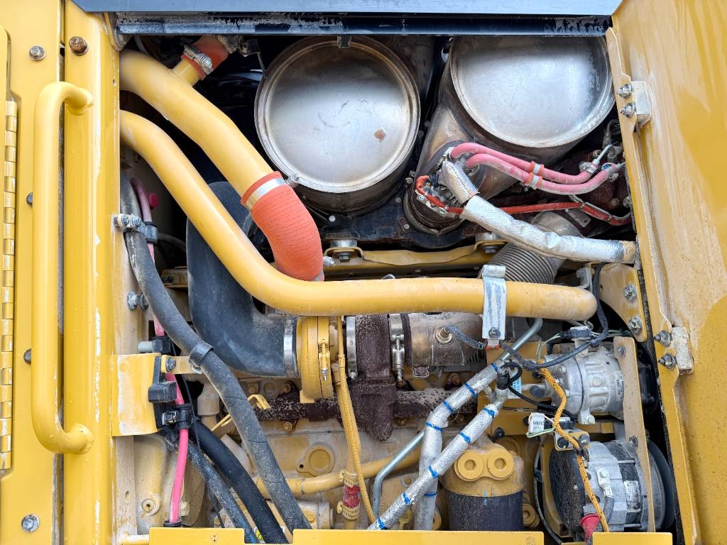CAT 140M3 - Pushblock / Ripper / Joystick Controls