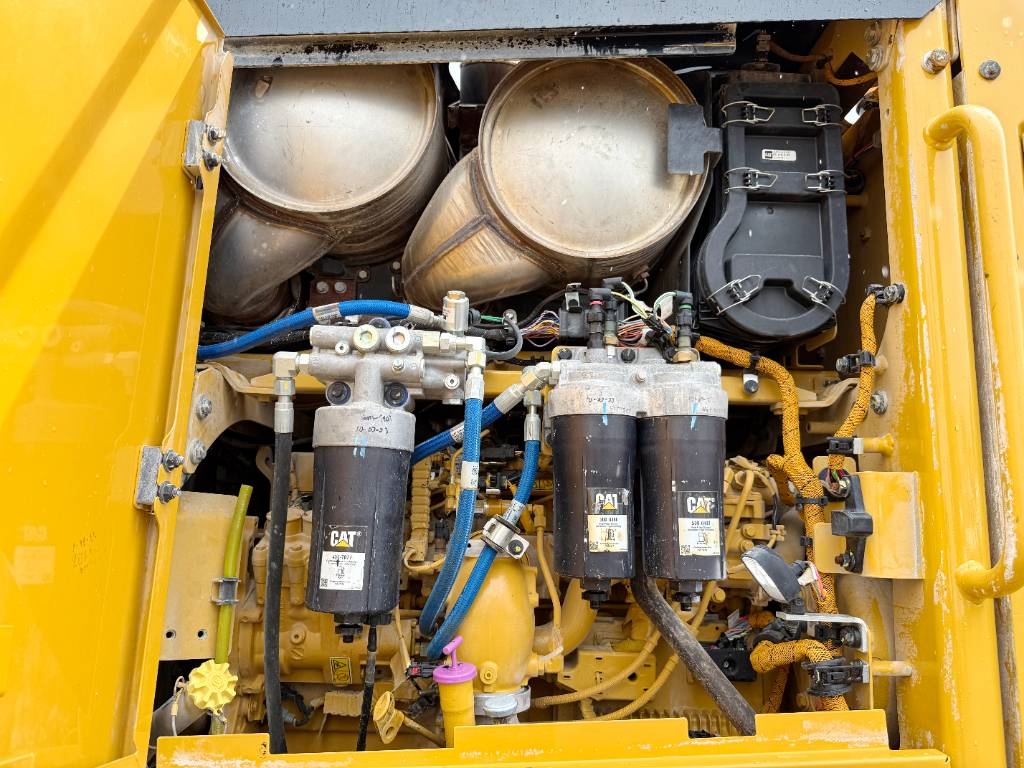 CAT 140M3 - Pushblock / Ripper / Joystick Controls
