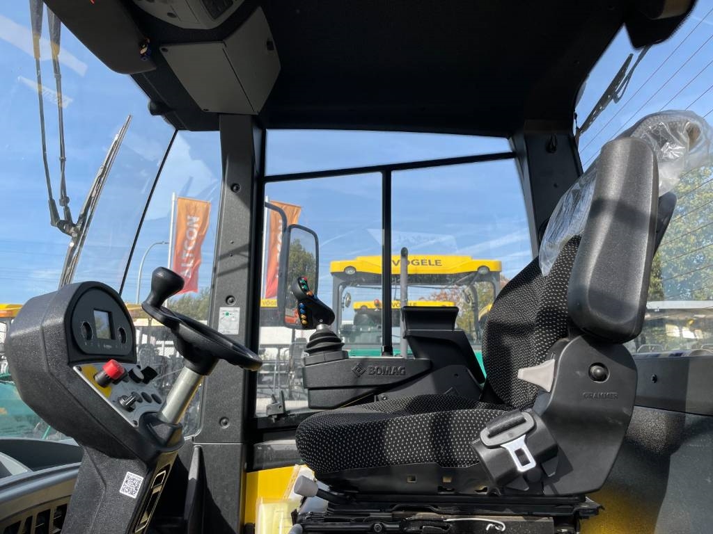 Bomag BW 213 D-5