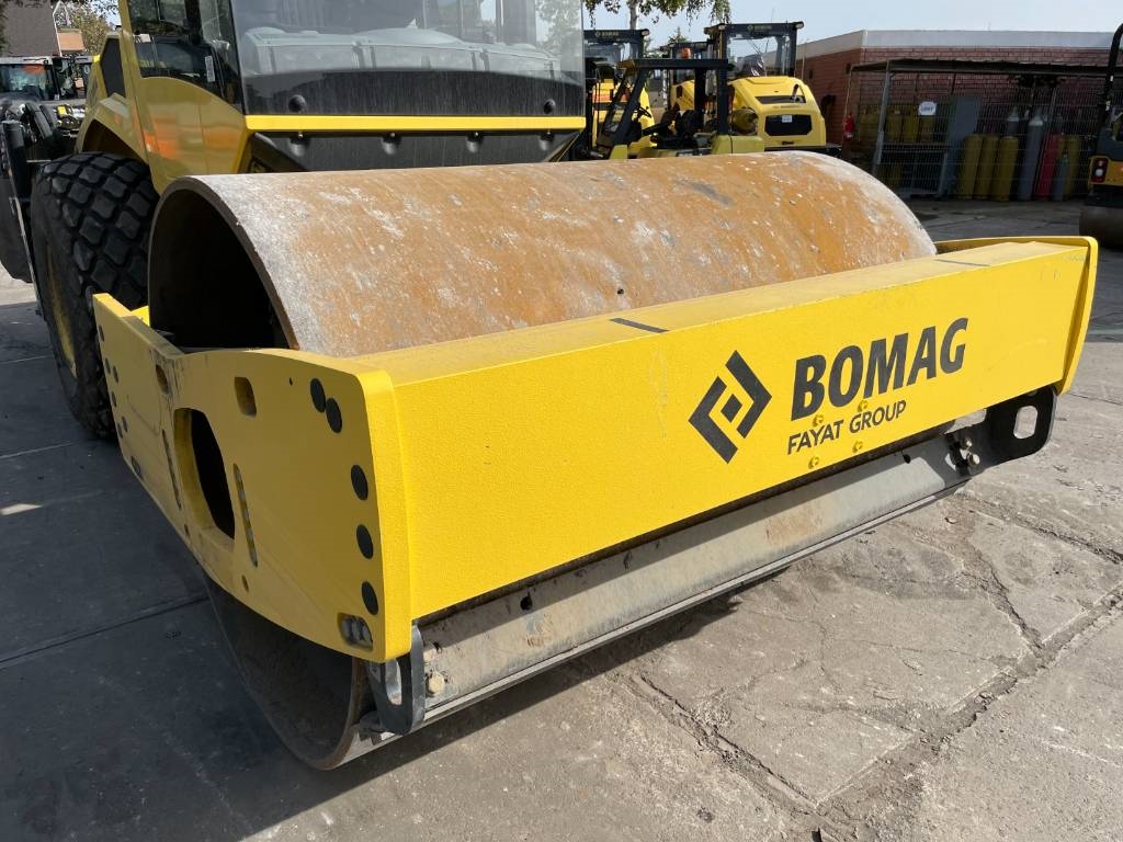 Bomag BW 213 D-5