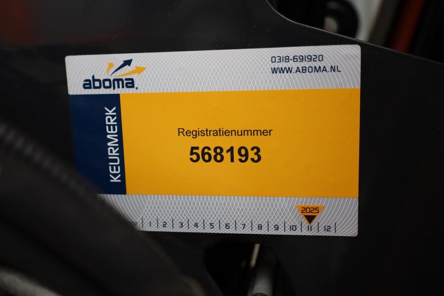 Jekko SPX532CL2 Electric, Remote Controlled, 17.3m Lifti