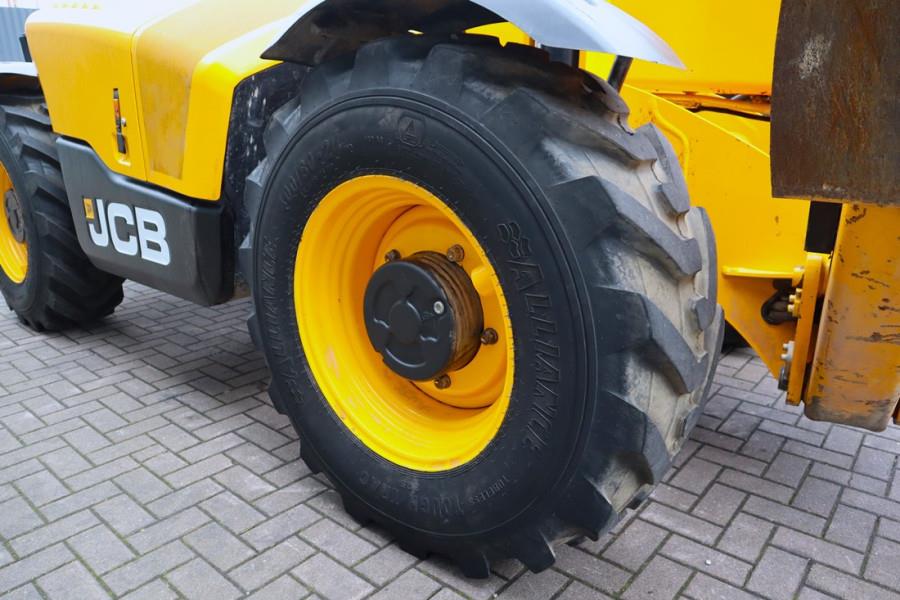 JCB 540-140 HI VIZ Diesel Stage V, 4x4x4 Drive, 13.8m