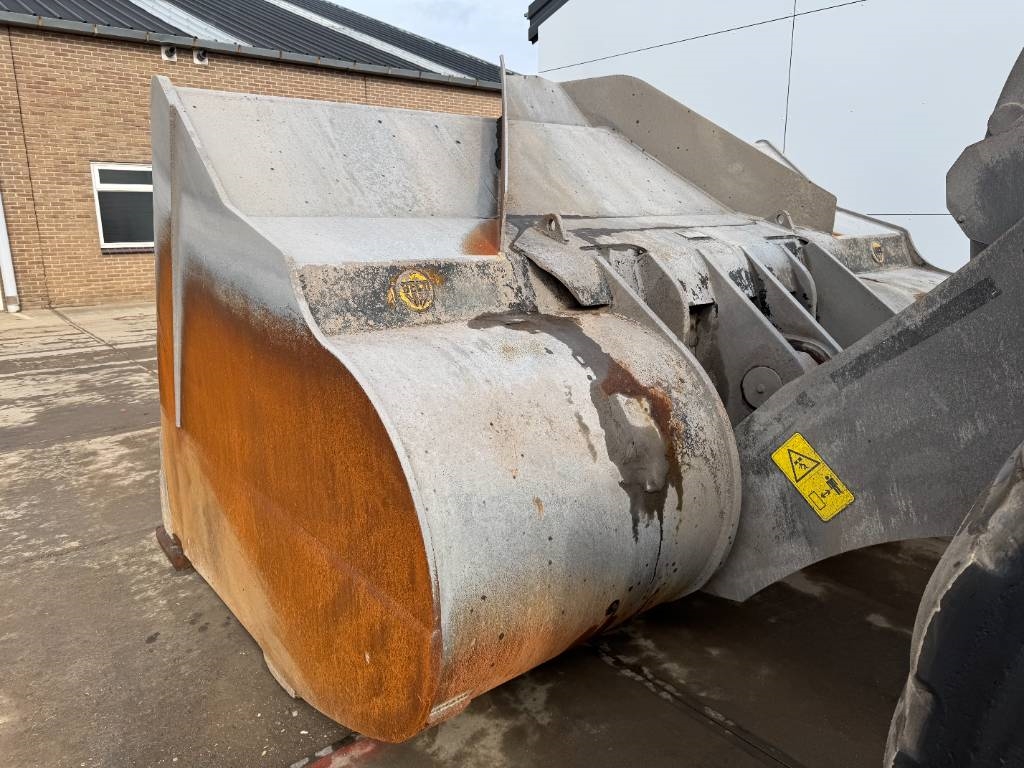 Volvo L350H - Dutch Machine / CDC Steering