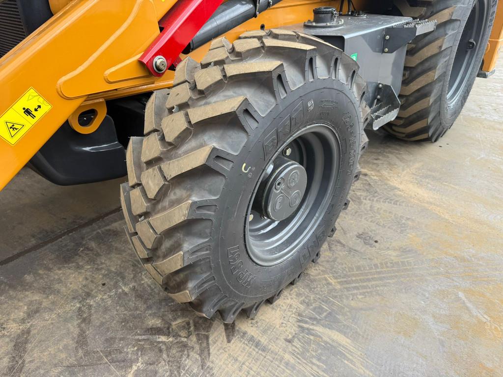 CASE 570SV A/C 4x4 Telescopic boom