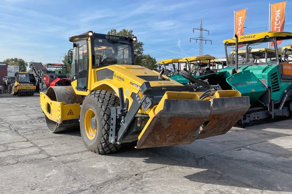 Bomag BW 213 D-5