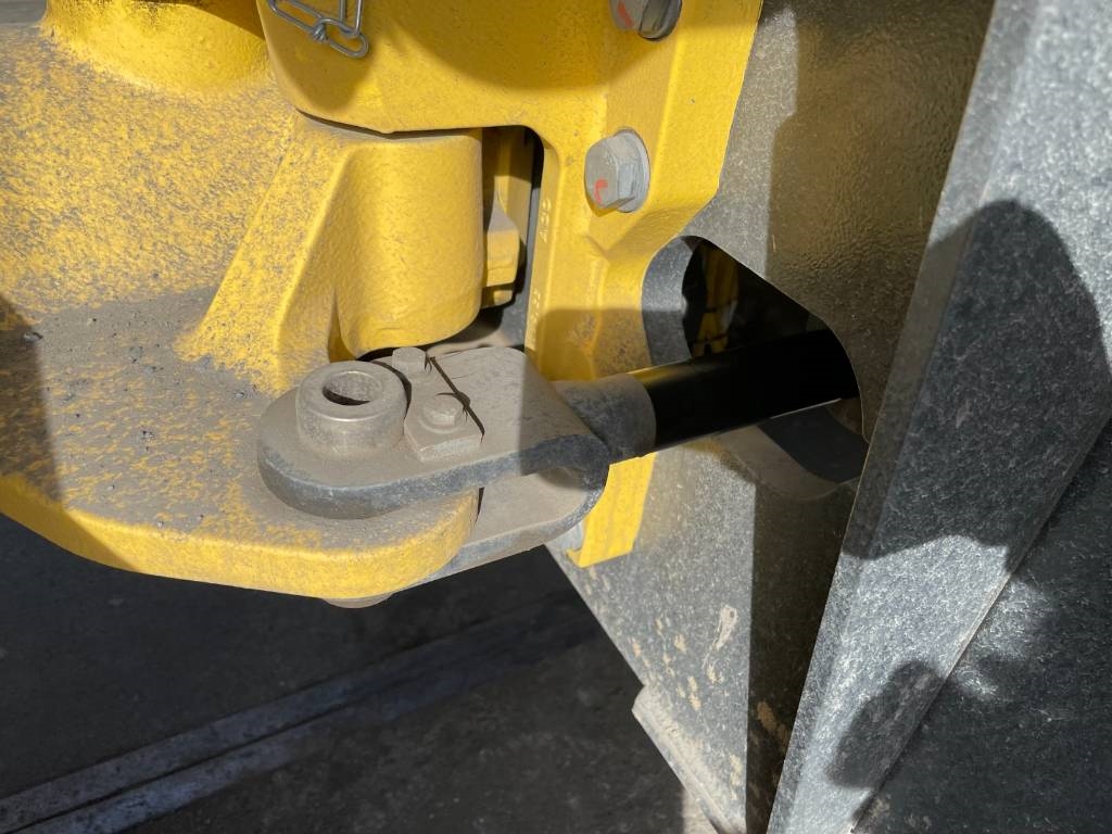 Bomag BW 213 D-5