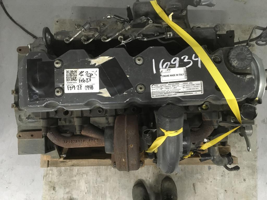 Iveco F4HFE613S*A003 USED