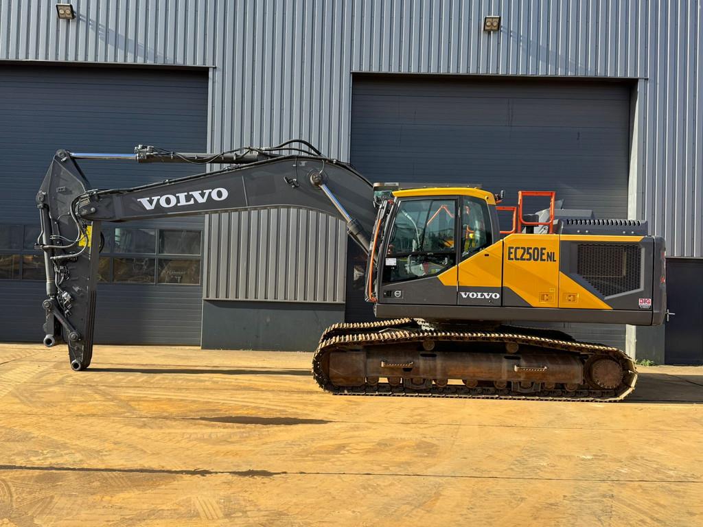 Volvo EC250ENL
