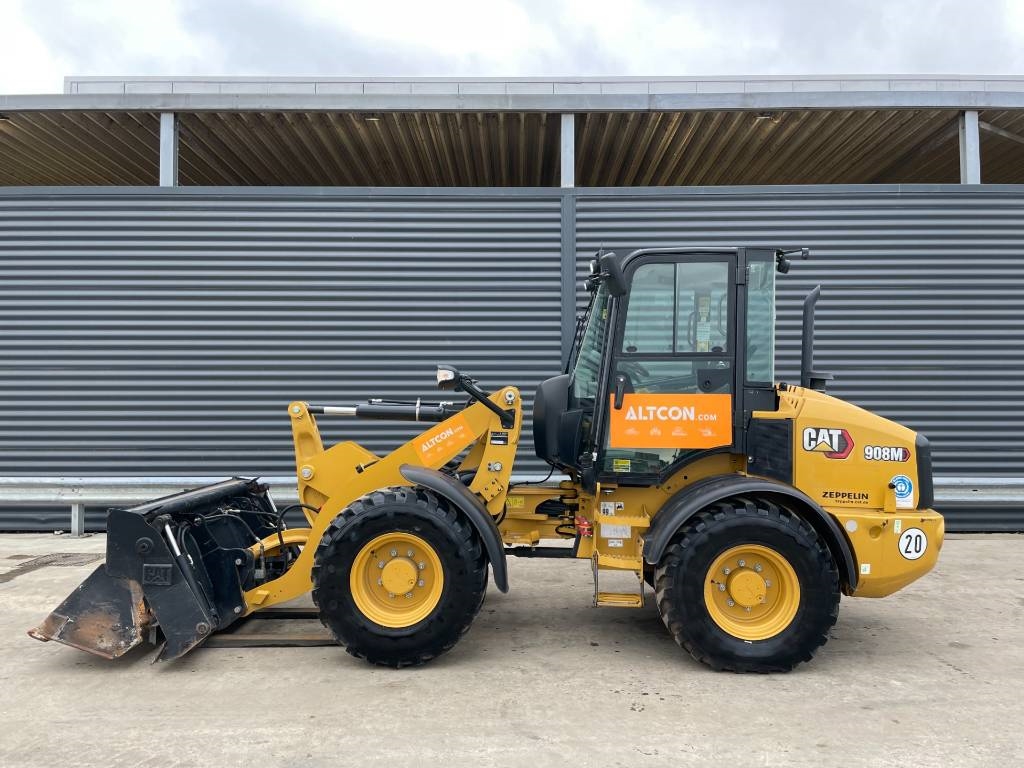 CAT 908M