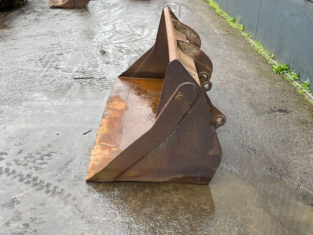 Ahlmann 10/20 shovel bucket