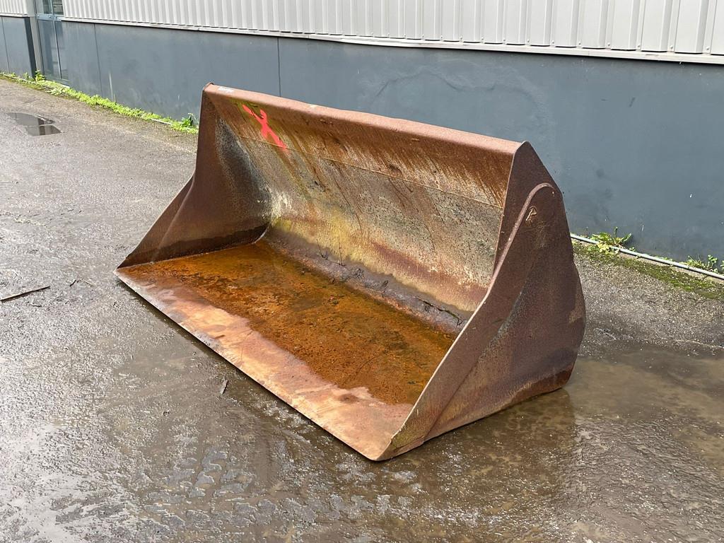 Ahlmann 10/20 shovel bucket