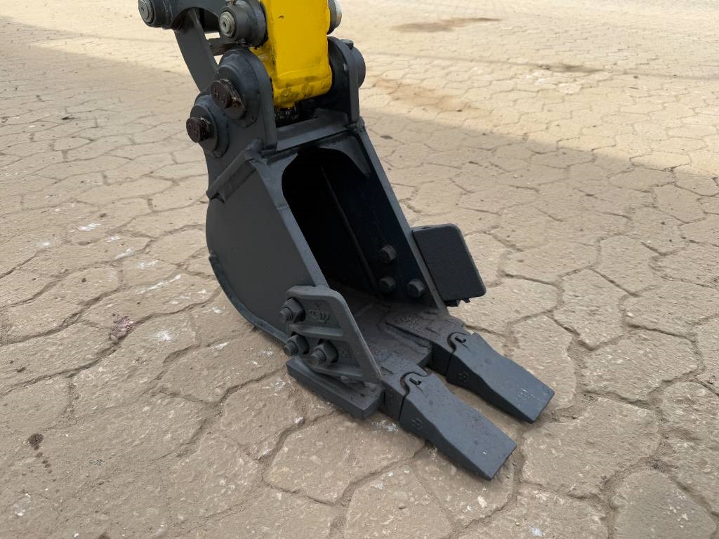 Wacker Neuson 803 Dual Motor - New Unused / Electric and Diesel