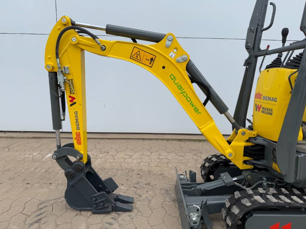 Wacker Neuson 803 Dual Motor - New Unused / Electric and Diesel