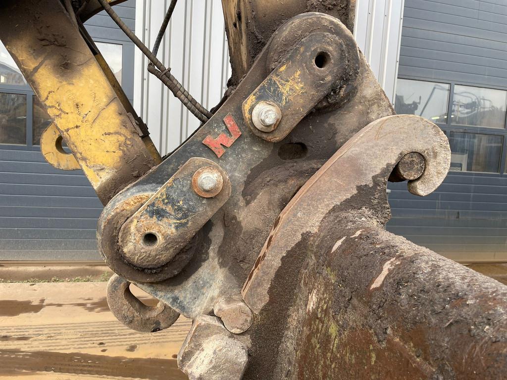 2015 Caterpillar 330FL-44388767