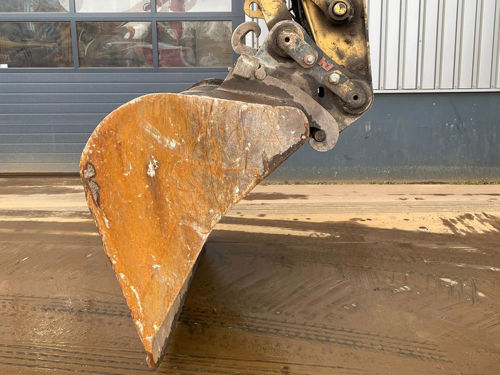 2015 Caterpillar 330FL-44388765