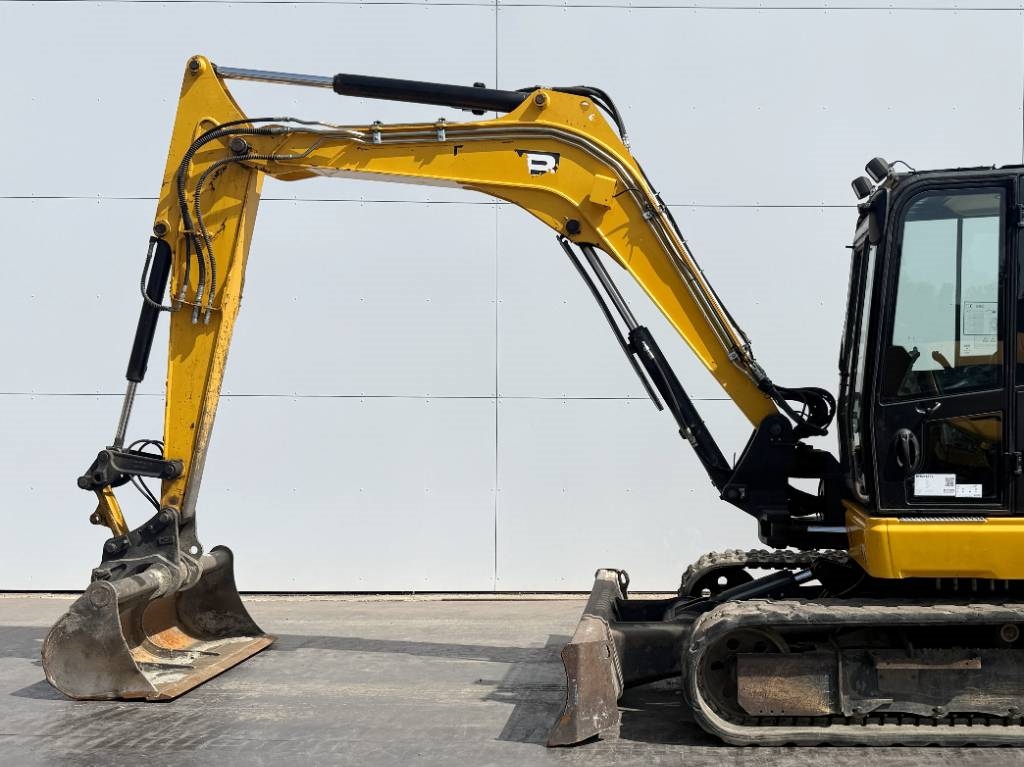 JCB 86C-1 - Hammer Lines / Quick Coupler