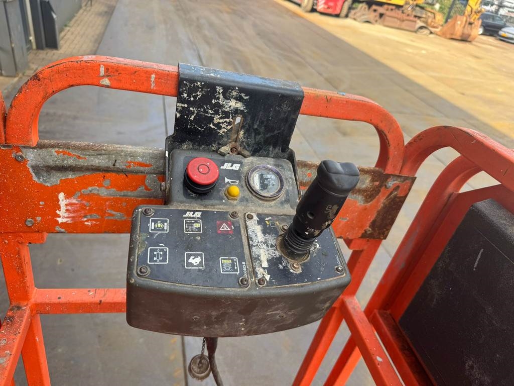 JLG 2033 Schaarhoogwerker
