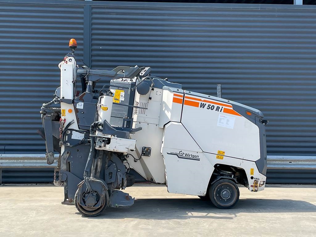 Wirtgen W 50 RI