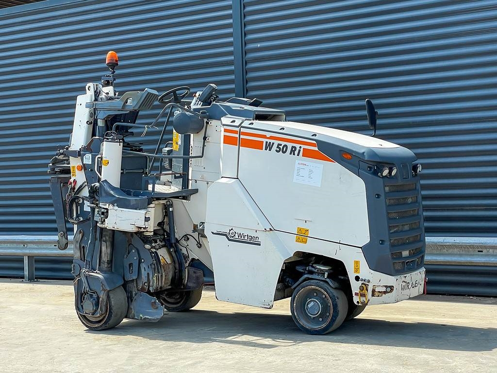 Wirtgen W 50 RI