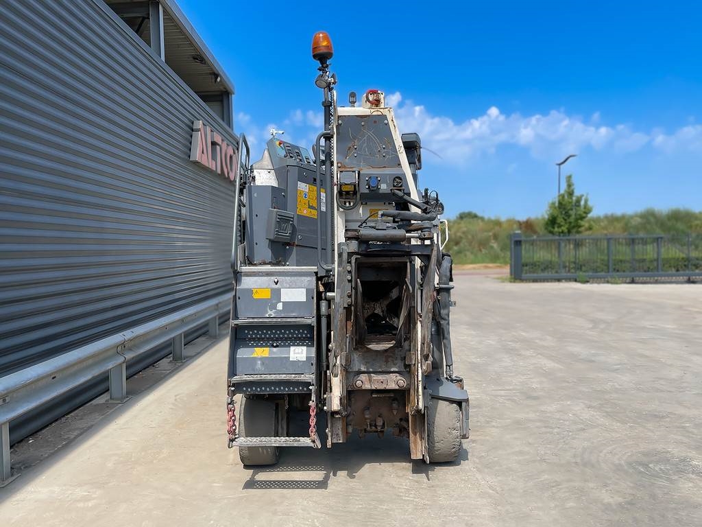 Wirtgen W 50 RI