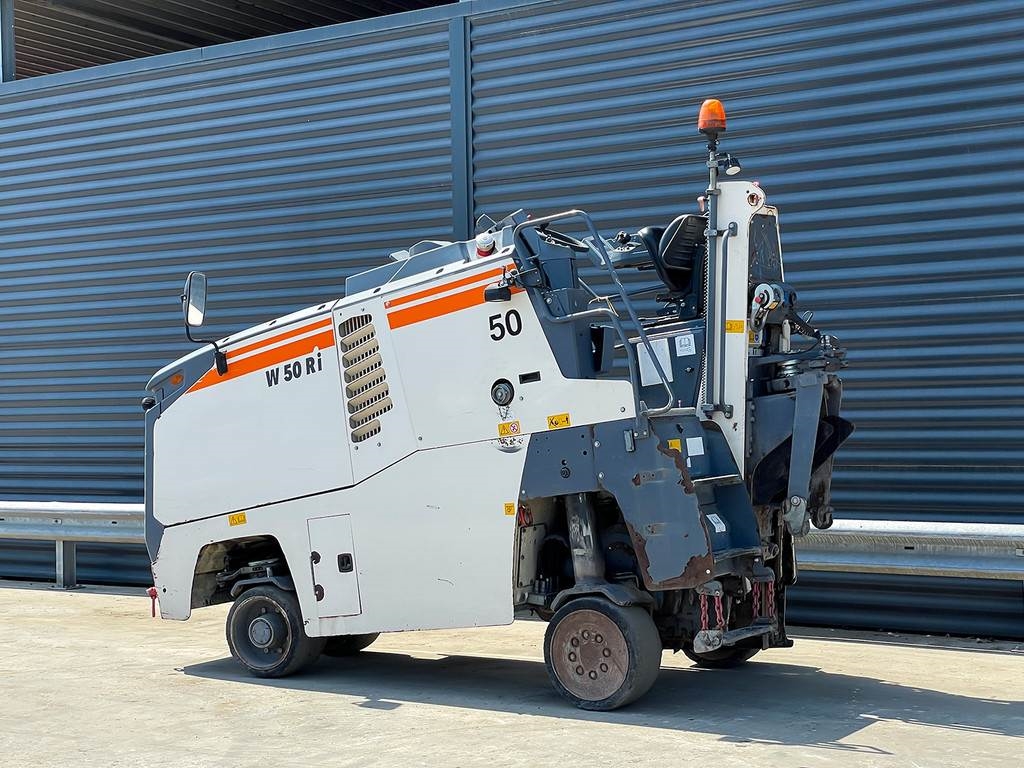 Wirtgen W 50 RI